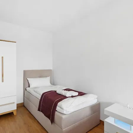 Flexi - Balkon , Seeblick, Pool & Speed Wlan Langscheid (North Rhine-Westphalia)