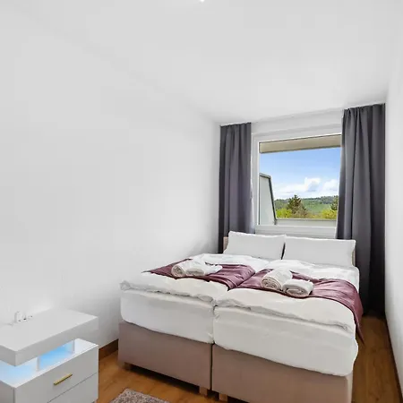 Casa Malaga - Seeblick, Balkon & Pool Am Sorpesee Apartment Langscheid (North Rhine-Westphalia)