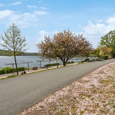 Flexi - Balkon , Seeblick, Pool & Speed Wlan *