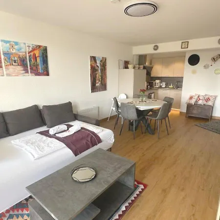 Casa Malaga - Seeblick, Balkon & Pool Am Sorpesee Appartement *