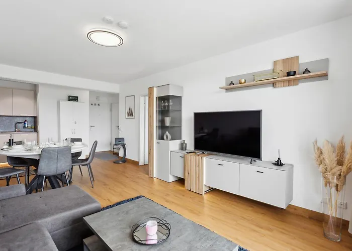 Flexi - Balkon , Seeblick, Pool & Speed Wlan *