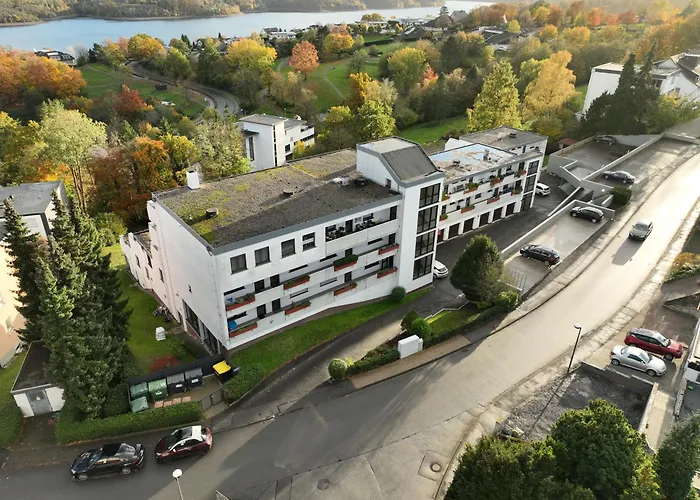 Flexi - Balkon , Seeblick, Pool & Speed Wlan *